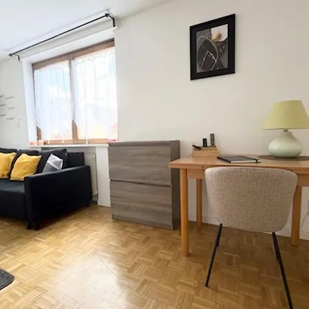The Dutt's Cocoon Spacious And Charming T3 Apartment *